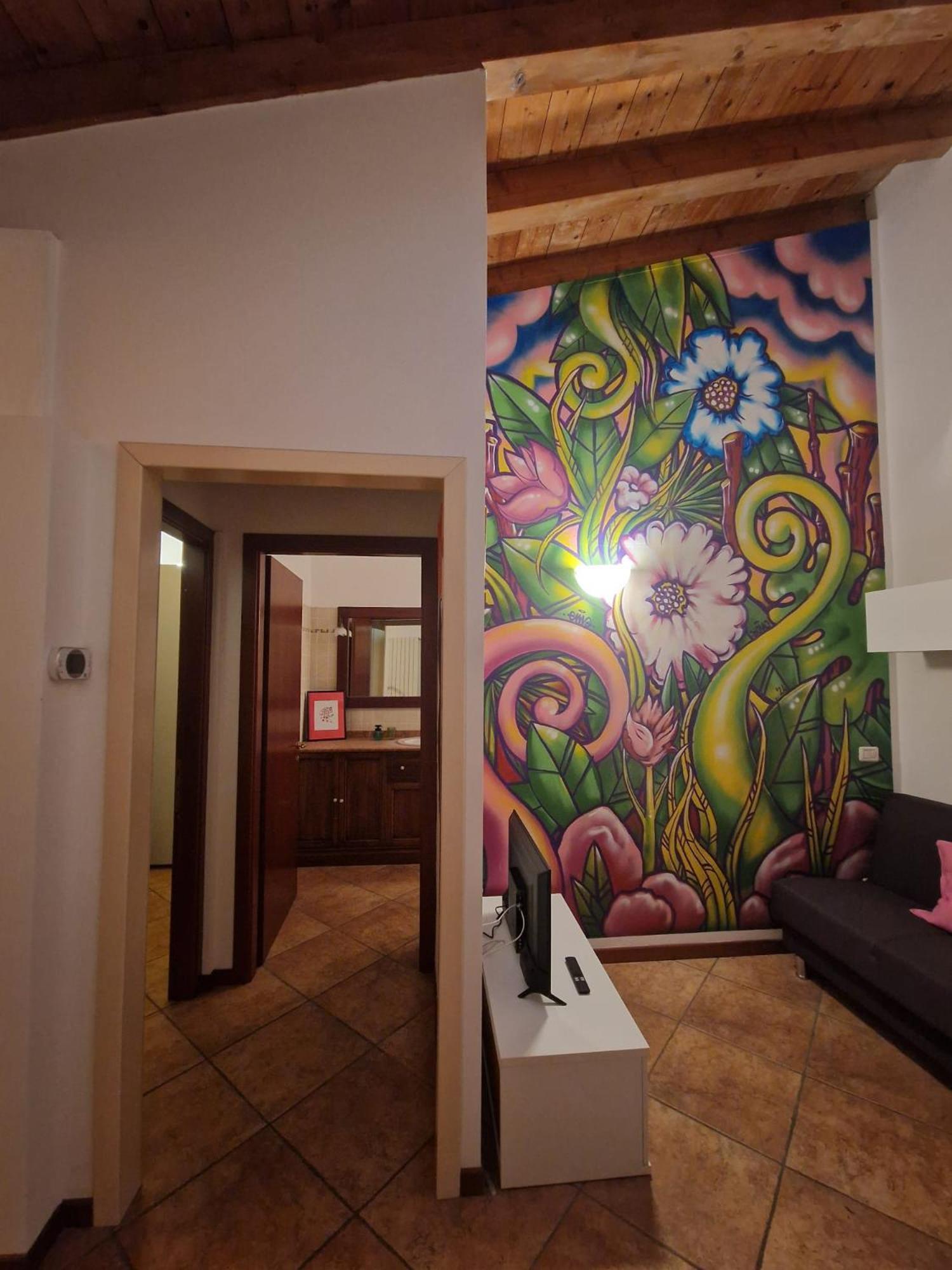 Pati Bilocale - Graffiti'S Apartment Бергамо Экстерьер фото