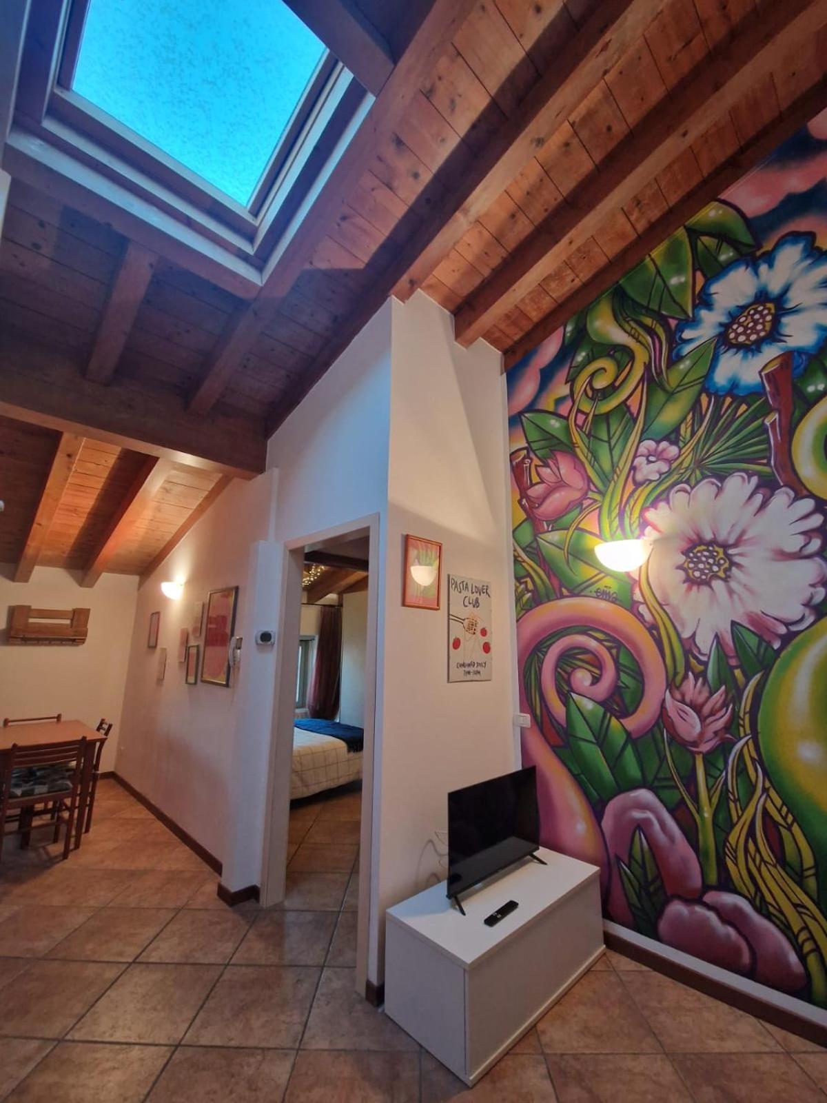Pati Bilocale - Graffiti'S Apartment Бергамо Экстерьер фото